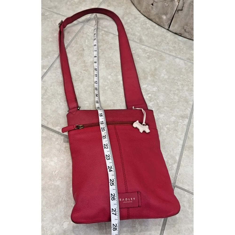 Radley Red Leather shoulder bag crossbody 9x10 outside inside pockets hangtag *